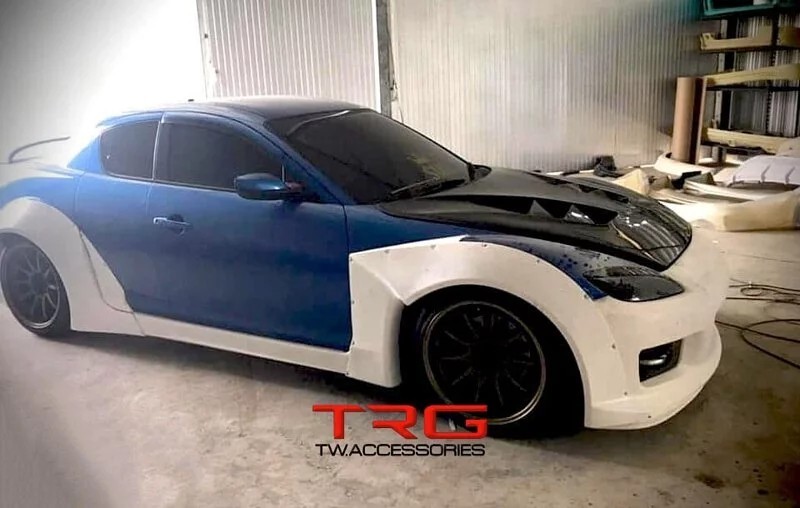 Pandem Rocket Bunny Bodykit for Mazda RX-8 (RAW WORK)