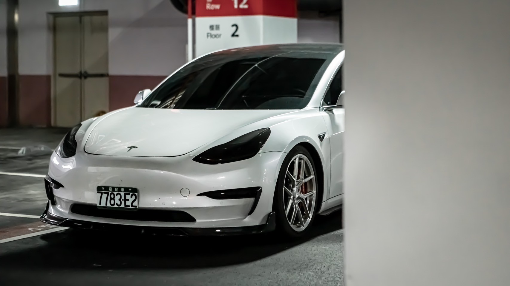 Tesla 3