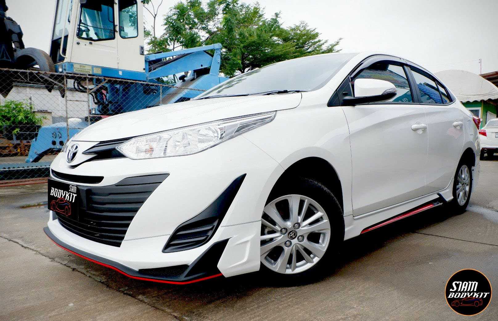 RDM V1 Bodykit for Toyota Yaris Ativ (COLOR)