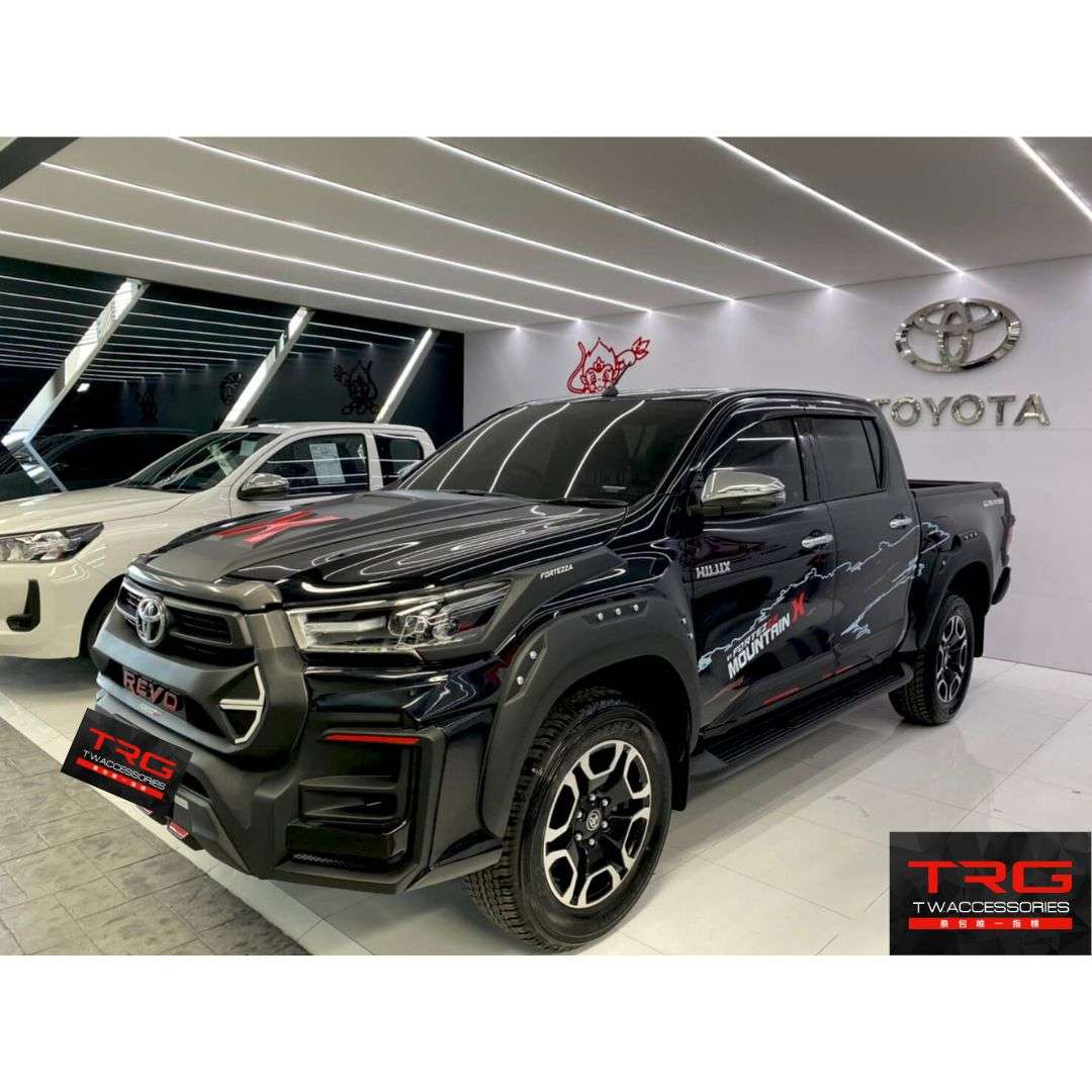 Moutain X FULL SET Bodykit for Toyota Revo 2020-2021 (Color)