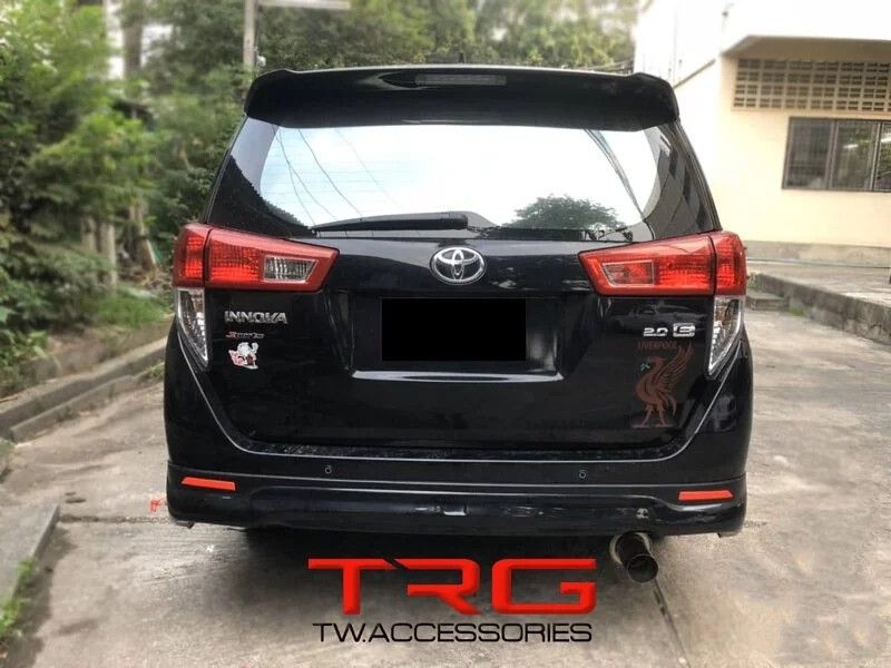 Sporty Bodykit for Toyota Innova Crysta (COLOR)