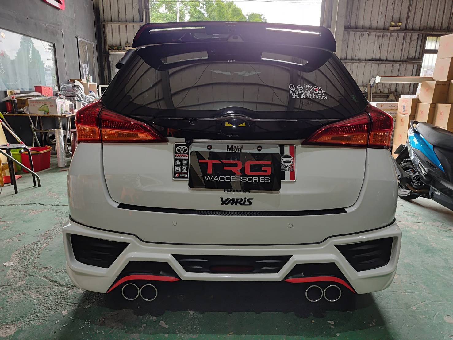 Sport Bodykit for Toyota Yaris Hatchback 2017-2019 (COLOR)