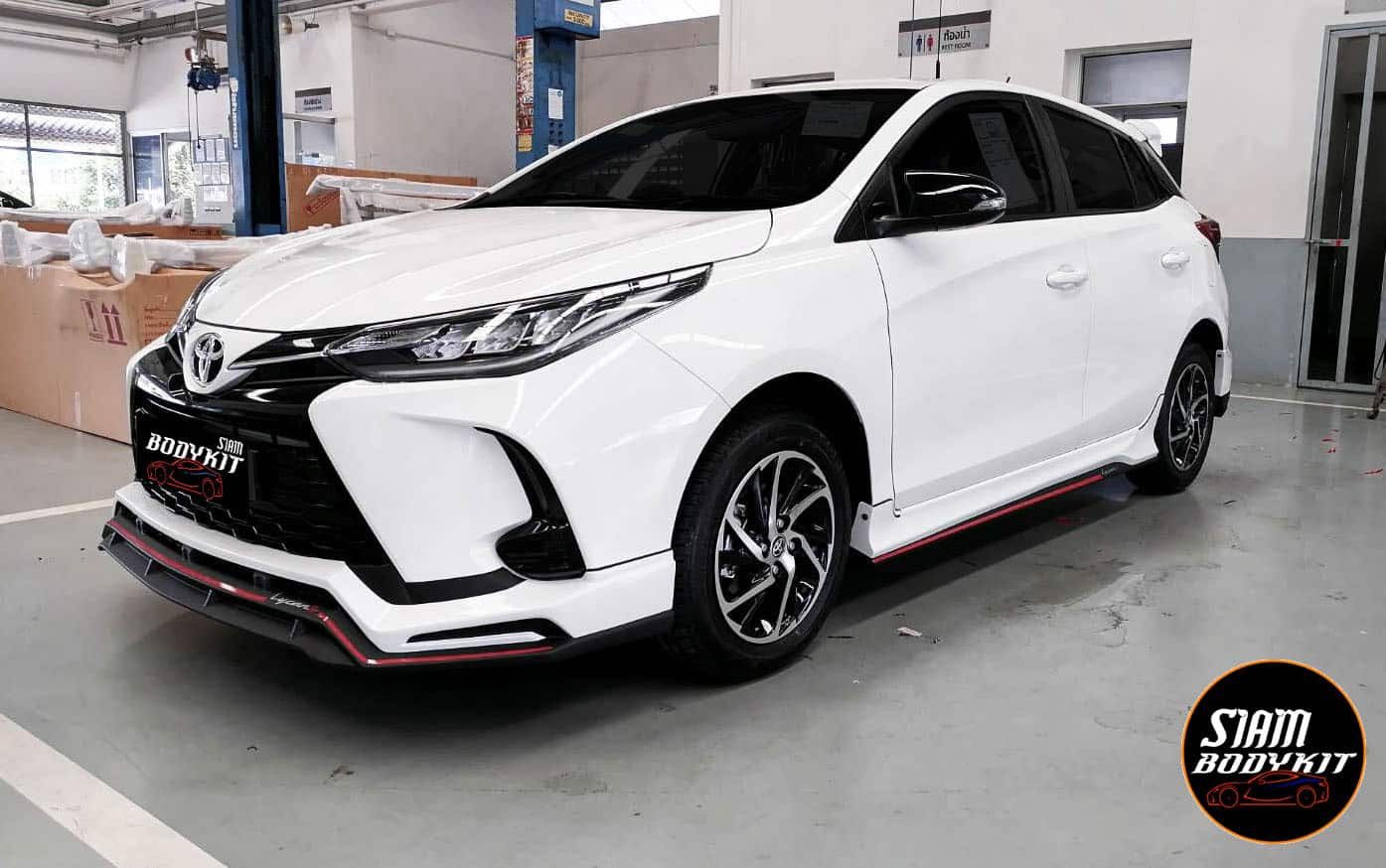 Lycan (Set 5 pcs) Bodykit for Toyota Yaris Hatchback 2020-2021 (COLOR)