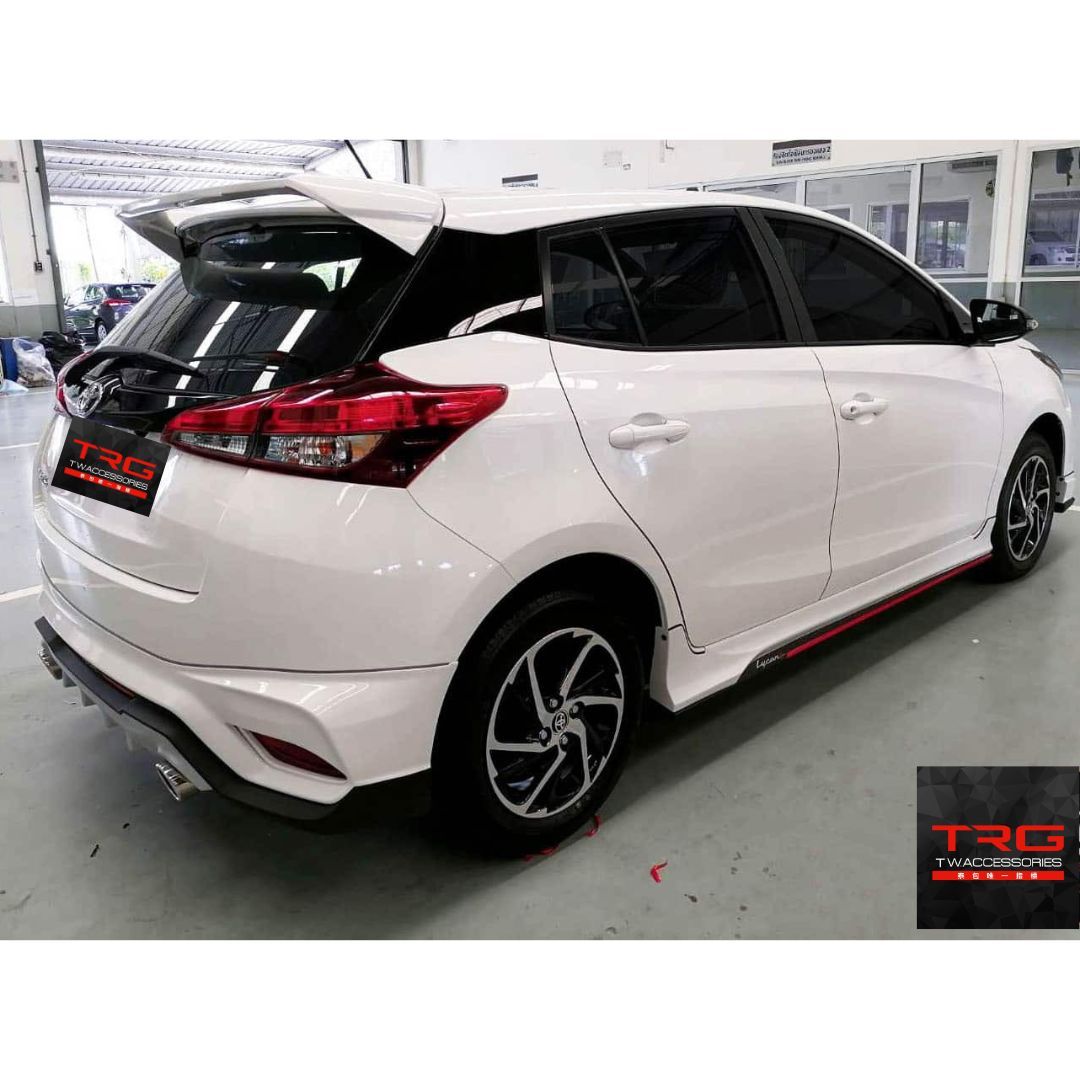 Lycan (Set 5 pcs) Bodykit for Toyota Yaris Hatchback 2020-2021 (COLOR)